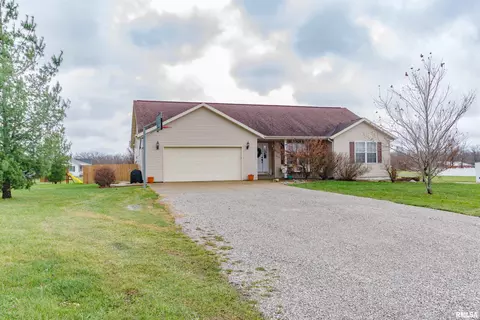 3540 Robin Rd, Salem, IL 62881 photo 1