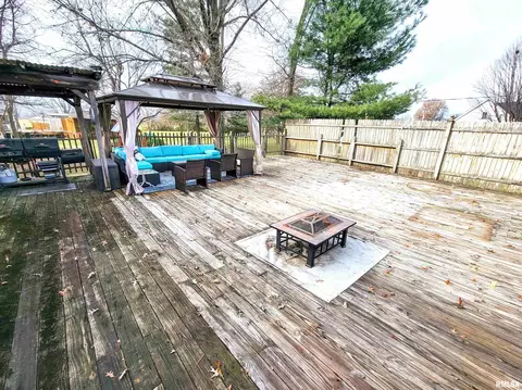 35 Stone Forge Pike, Flora, IL 62839 photo 13