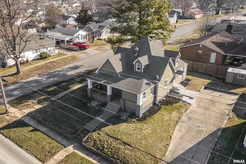 913 N State St, Marion, IL 62959