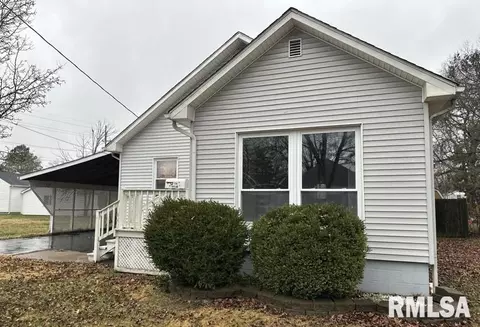 708 S Eisenhower Dr, Marion, IL 62959 photo 2