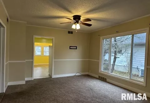 708 S Eisenhower Dr, Marion, IL 62959 photo 13