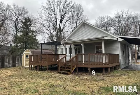 708 S Eisenhower Dr, Marion, IL 62959 photo 8