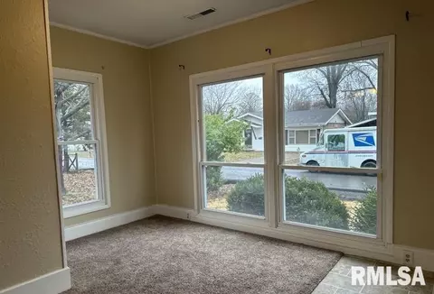 708 S Eisenhower Dr, Marion, IL 62959 photo 11