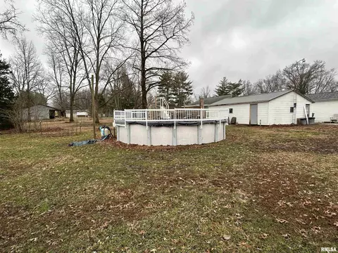 3 Phyllis Dr, Centralia, IL 62801 photo 5