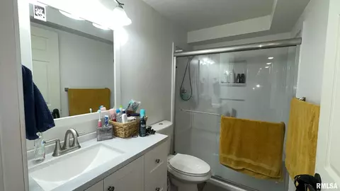 1010 Enterprise St, Benton, IL 62812 photo 19