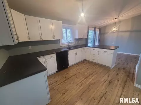 3205 Cherry St, Mount Vernon, IL 62864 photo 17