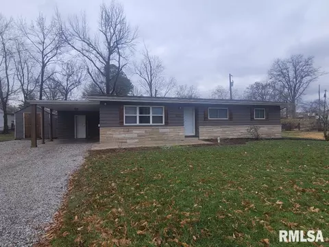 3205 Cherry St, Mount Vernon, IL 62864 photo 2