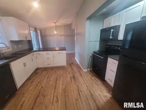 3205 Cherry St, Mount Vernon, IL 62864 photo 18