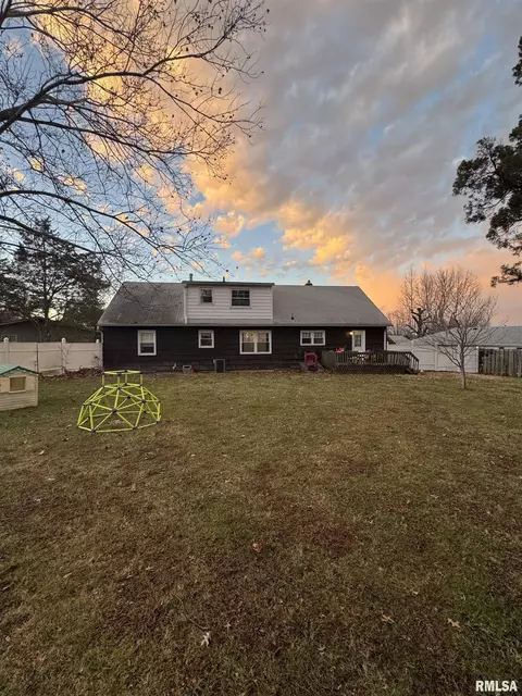 106 Apple Ln, Anna, IL 62906 photo 2