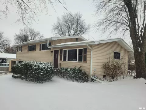 2715 Jamison Blvd, Mount Vernon, IL 62864
