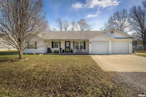 108 Weisbrook Ln, Carterville, IL 62918