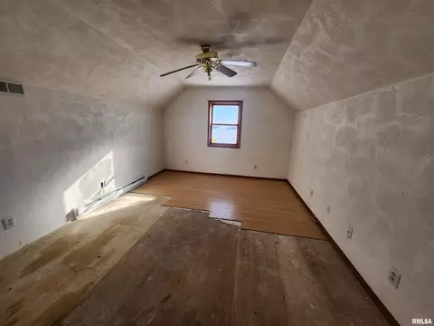 239 E 5th St, Cutler, IL 62238 photo 29
