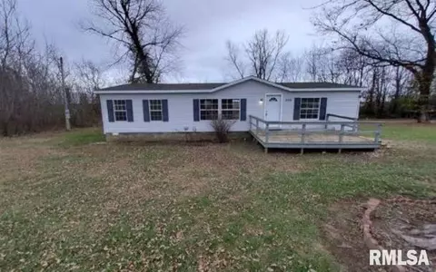 309 Cuma St, Springerton, IL 62887