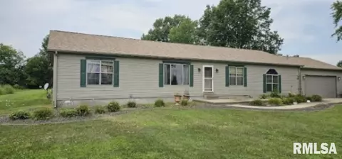 1335 S College Ave, Salem, IL 62881
