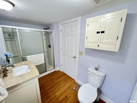 208 W Sylvia St, Christopher, IL 62822 photo 15