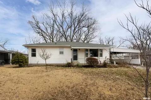 117 Turner Ave, Anna, IL 62906