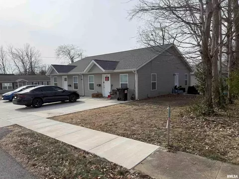 408 S Van Buren St, Marion, IL 62959