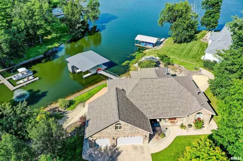3255 Glacier Ln, Centralia, IL 62801 photo 6