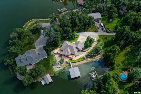 3255 Glacier Ln, Centralia, IL 62801 photo 12
