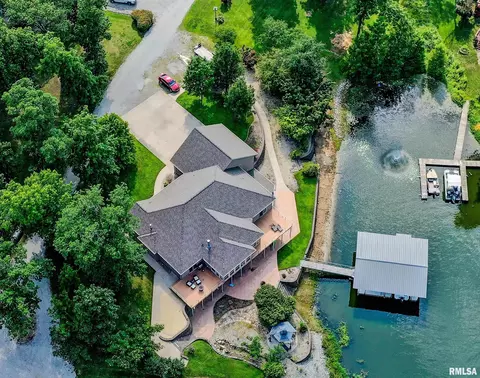 3255 Glacier Ln, Centralia, IL 62801 photo 9