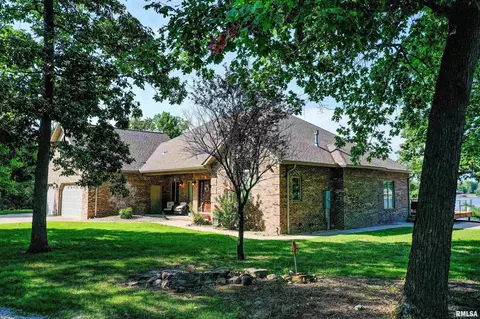 3255 Glacier Ln, Centralia, IL 62801 photo 2