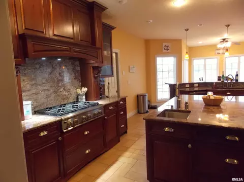 3255 Glacier Ln, Centralia, IL 62801 photo 21