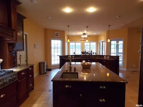 3255 Glacier Ln, Centralia, IL 62801 photo 20