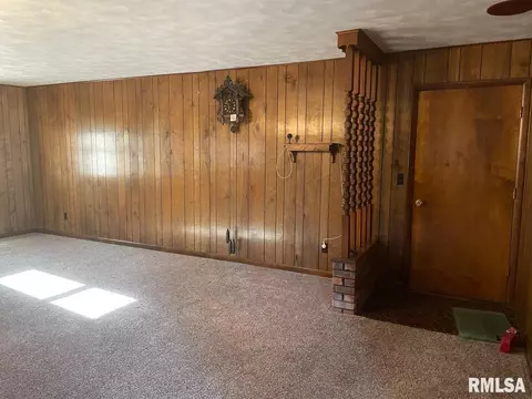 1622 Sunset Dr, Carmi, IL 62821 photo 12