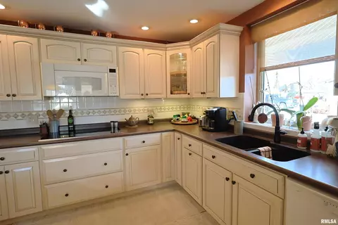 205 E Jennings, Salem, IL 62881 photo 18