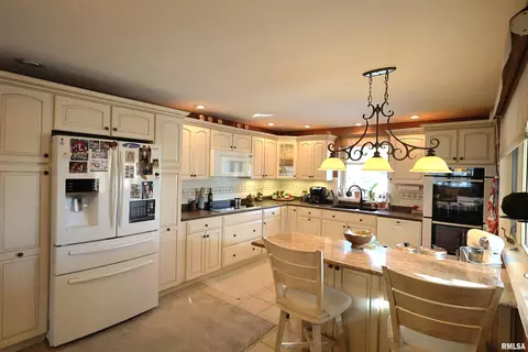 205 E Jennings, Salem, IL 62881 photo 16