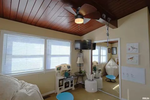 205 E Jennings, Salem, IL 62881 photo 27