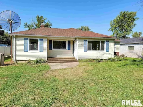 1033 N State Rd, Flora, IL 62839 photo 2