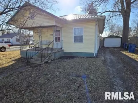2301 Perkins Ave, Mount Vernon, IL 62864