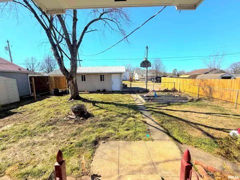113 S 18th St, Herrin, IL 62948 photo 20
