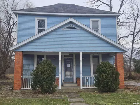 115 West St, Xenia, IL 62899