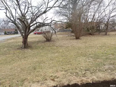 1008 Glendale St, Benton, IL 62812 photo 32