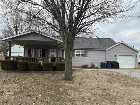 202 Liebengood Rd, Mount Vernon, IL 62864