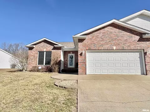 620 B Luxor Landing Ln, Goreville, IL 62939
