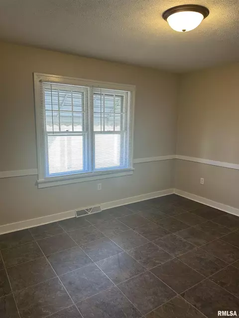 117 George St, Anna, IL 62906 photo 7