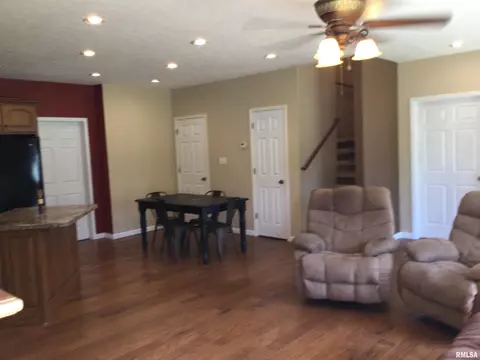 1945 Balcom Rd, Anna, IL 62906 photo 11