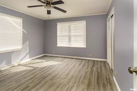 920 S 10th St, Herrin, IL 62948 photo 11