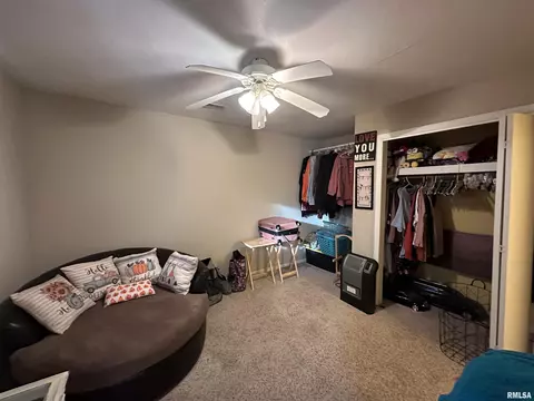 209 NW 2nd St, Casey, IL 62420 photo 10