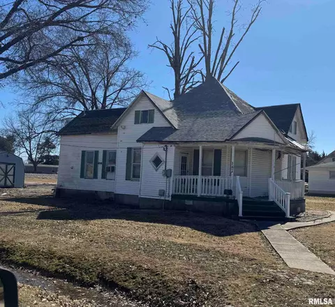 147 N Marion St, Centralia, IL 62801