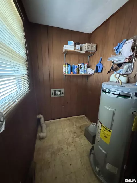 900 S Eisenhower St, Marion, IL 62959 photo 7