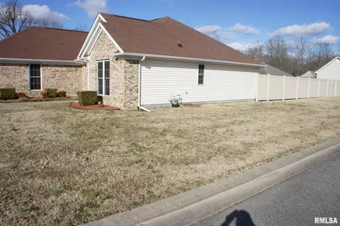 2 Eagle Ln, Metropolis, IL 62960 photo 2