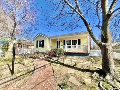610 Girard St, Metropolis, IL 62960