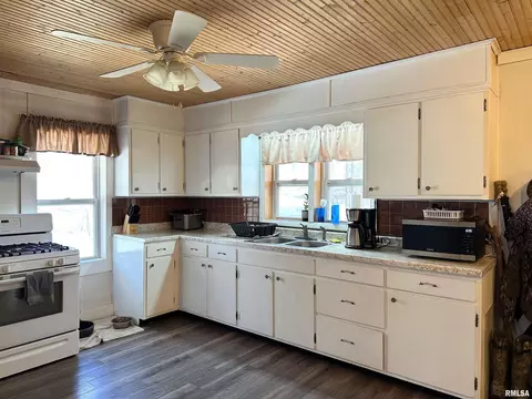 875 Jim Town Loop, Anna, IL 62906 photo 5