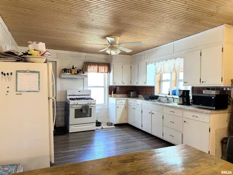 875 Jim Town Loop, Anna, IL 62906 photo 21
