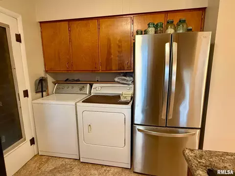 46 Jon St, Metropolis, IL 62960 photo 8