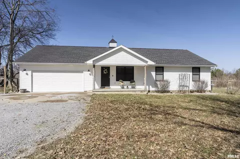 3440 Dr Springs Rd, Carterville, IL 62918